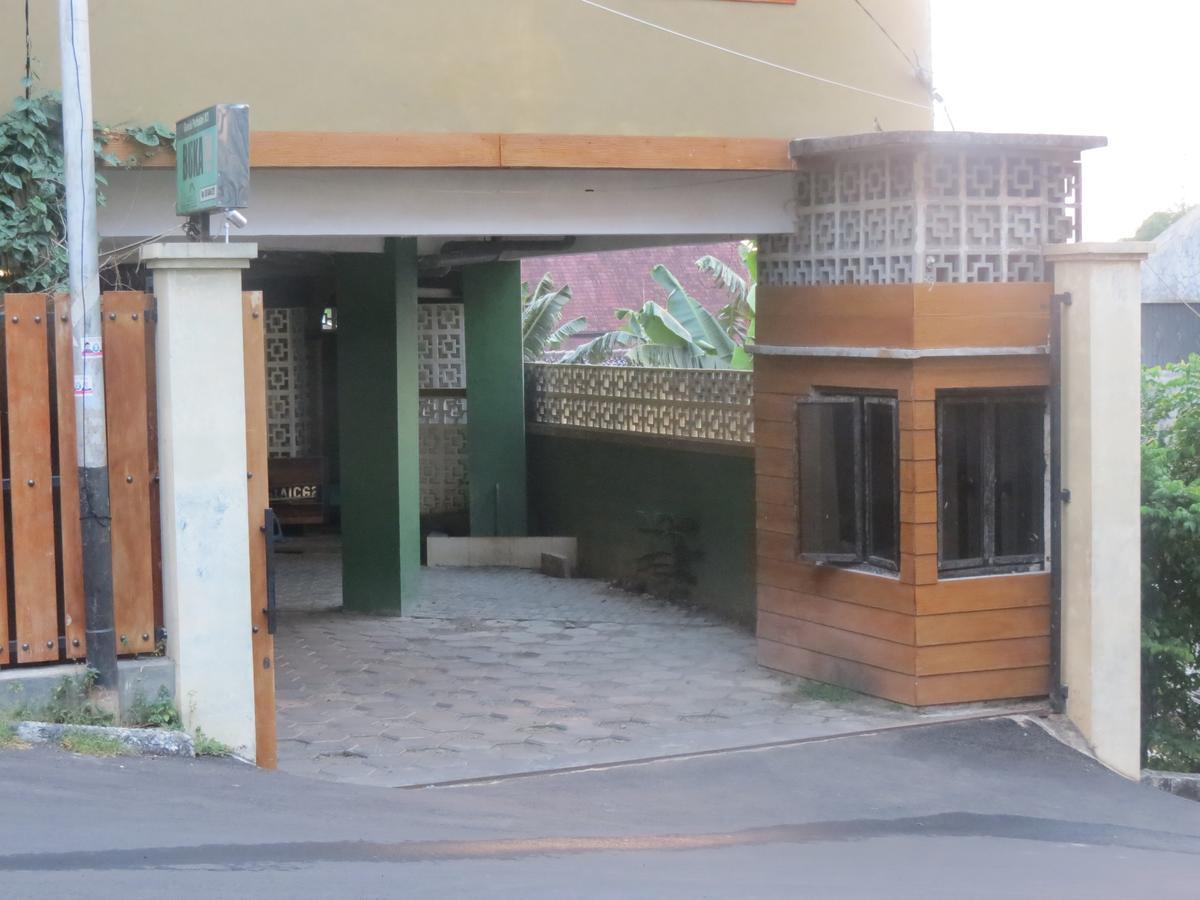 Omah Pelem Syariah Hostel Semarang Luaran gambar